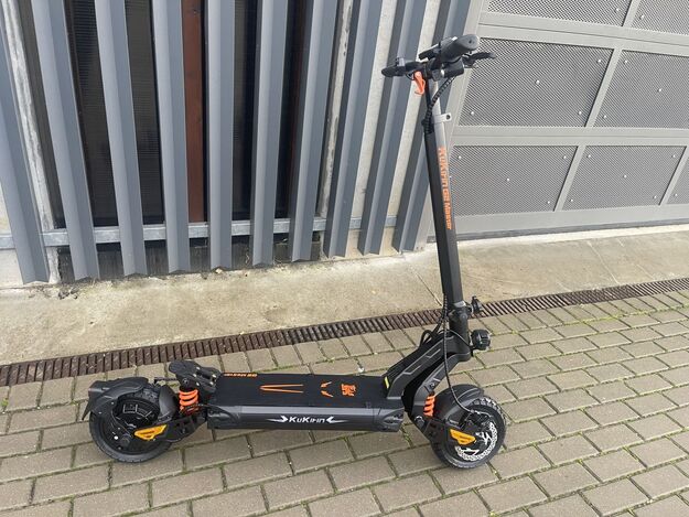Elektrinis paspirtukas KUGOO KuKrin G2 MASTER / 2000 W / 52 V / 20.8 Ah / 70 km/h 1
