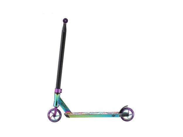 Sacrifice V2 Flyte 100 Neochrome Purple Grafitti / 2.8Kg Lengviausias pasaulyje gamykliškai surinktas triukinis paspirtukas!
