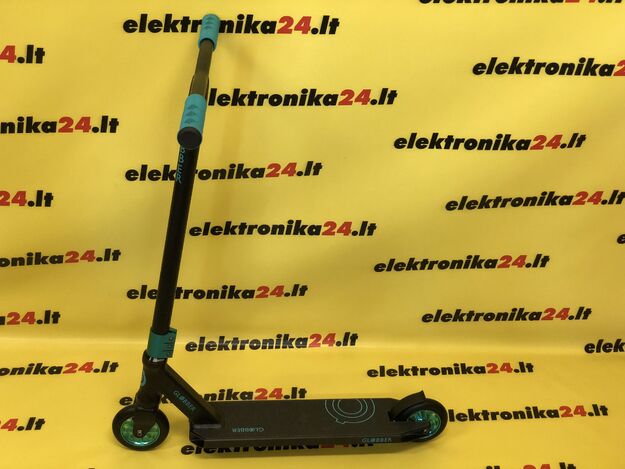 Triukinis Paspirtukas GLOOBER STUNT GS 720